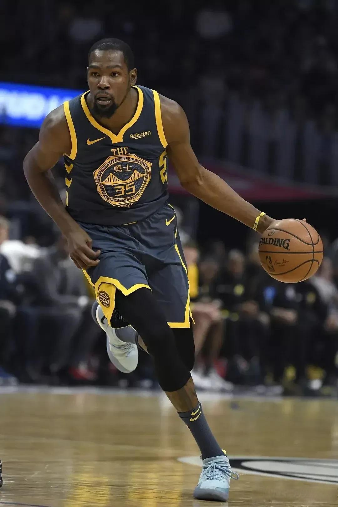 万多夫斯基 万多夫斯基