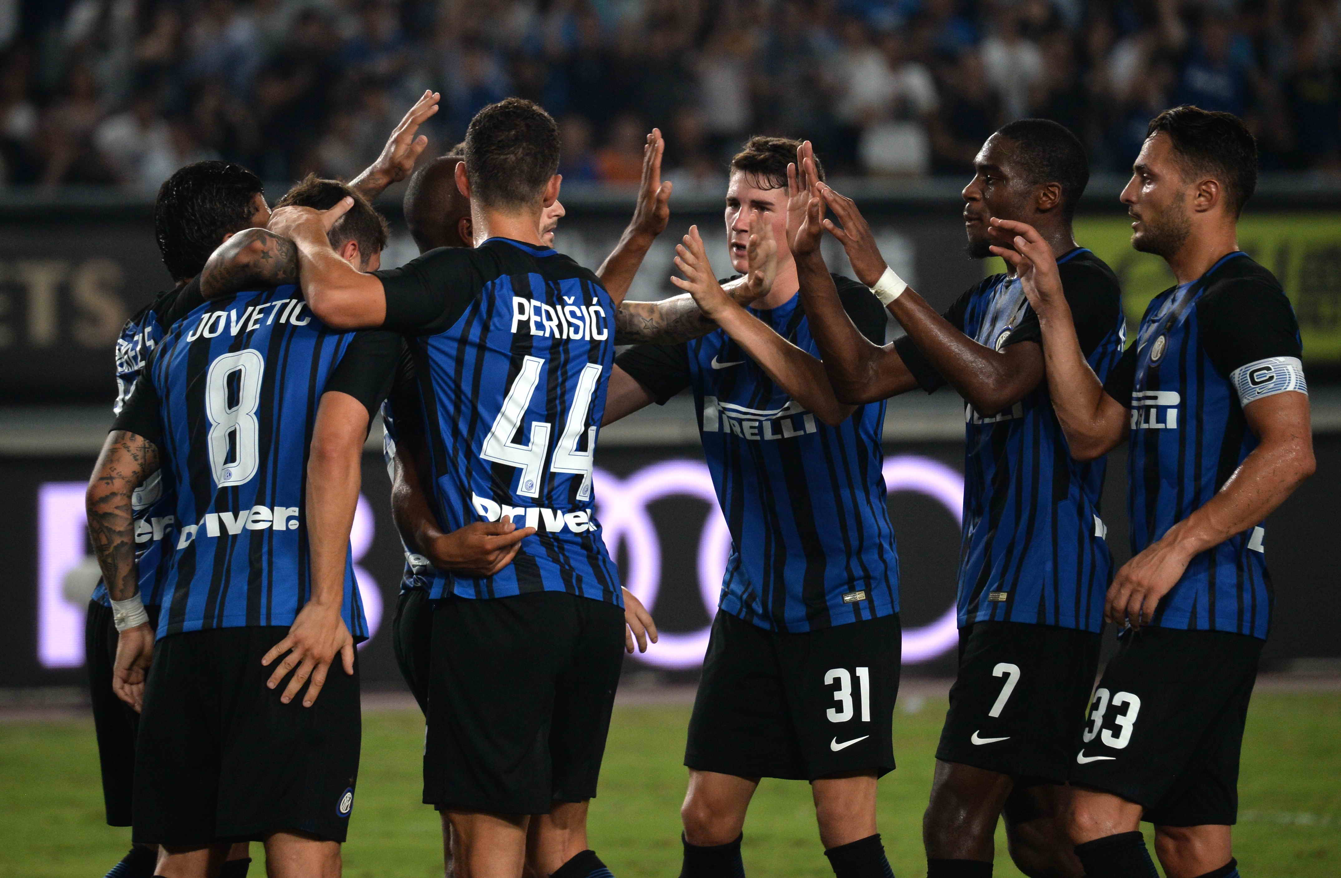 凭借出色的 凭借出色的