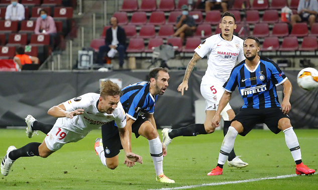 他的表現卻 他的表現卻