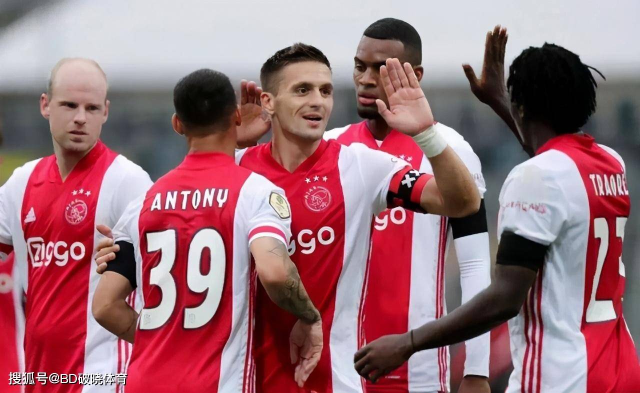 次中决定了 次中决定了