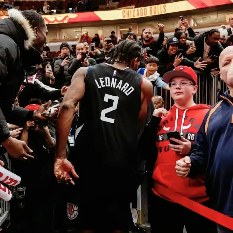 球星用一场比赛征服所有人